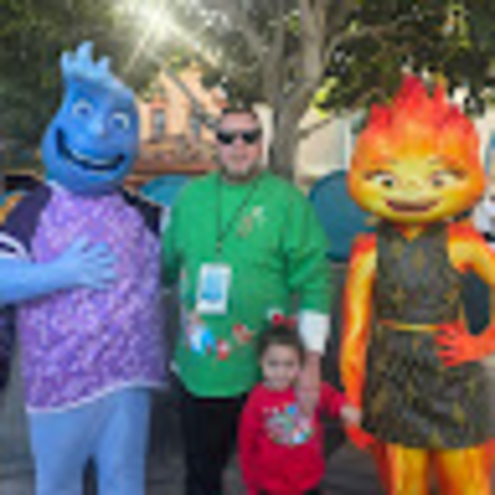 Meet your Posher, Casey